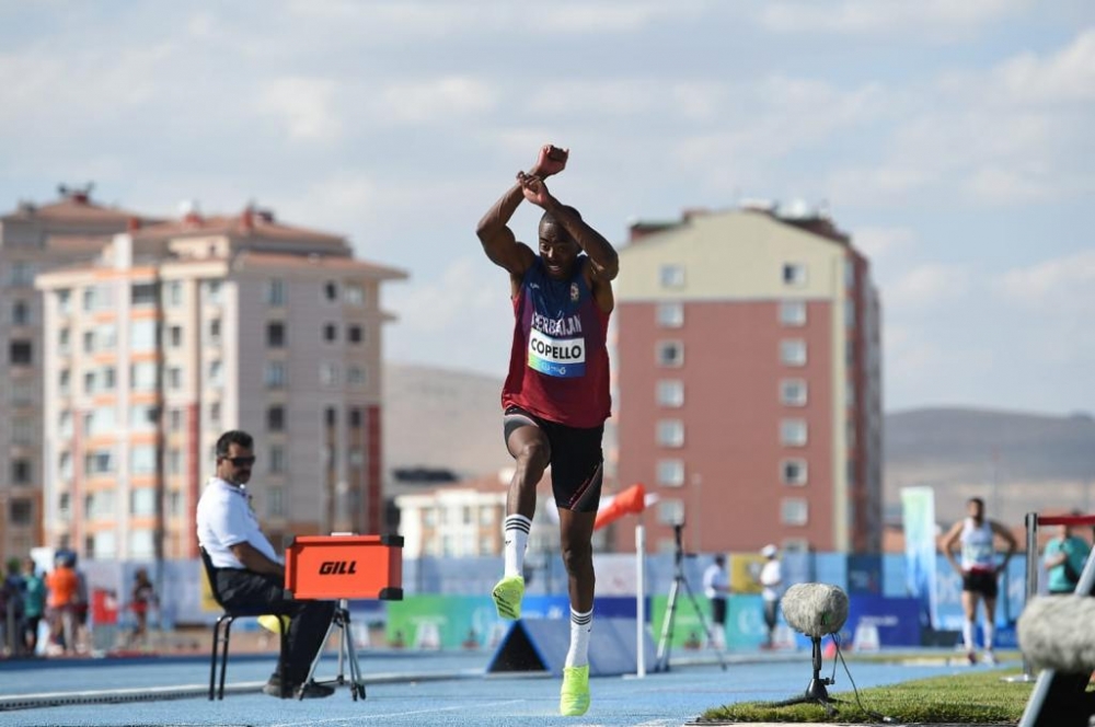 Atletimiz Konya-2021-də gümüş medala layiq görüldü - FOTO